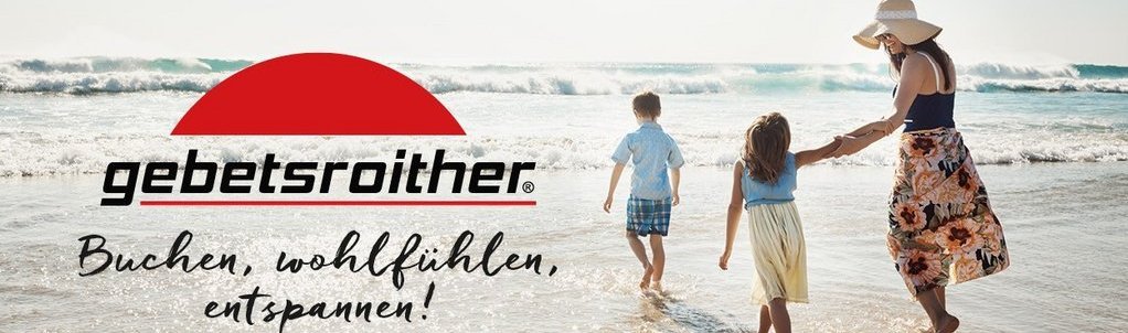 Strand mit Mutter und Kindern und Gebetsroither Logo